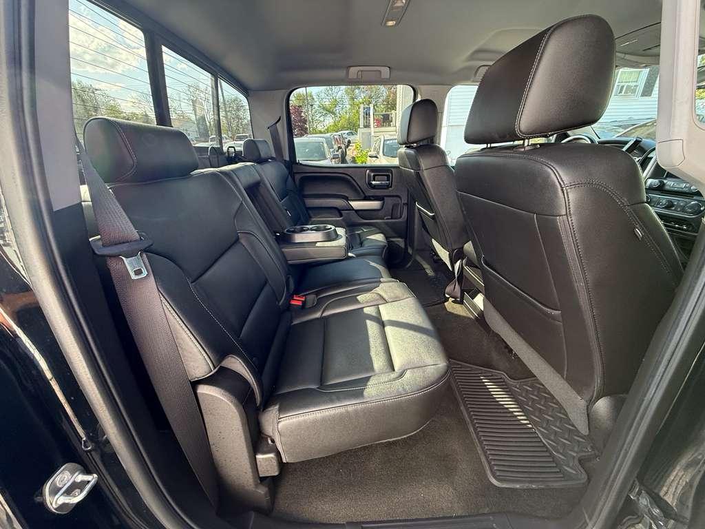Chevrolet Silverado 1500 4WD Crew Cab 143.5" LT w/2LT 2018
