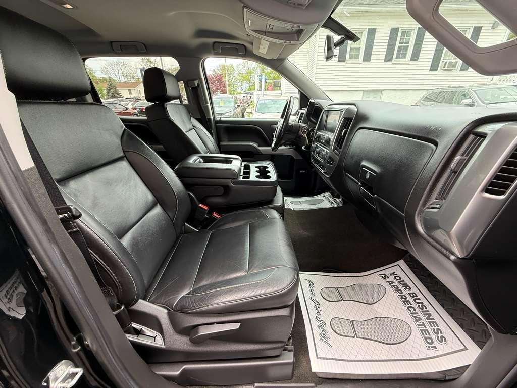 Chevrolet Silverado 1500 4WD Crew Cab 143.5" LT w/2LT 2018