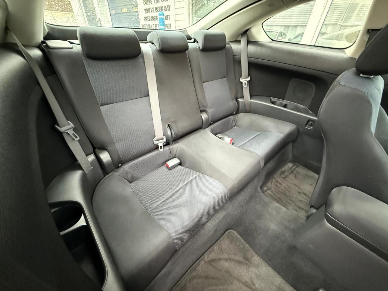 Scion tC 2dr HB Man (Natl) 2009