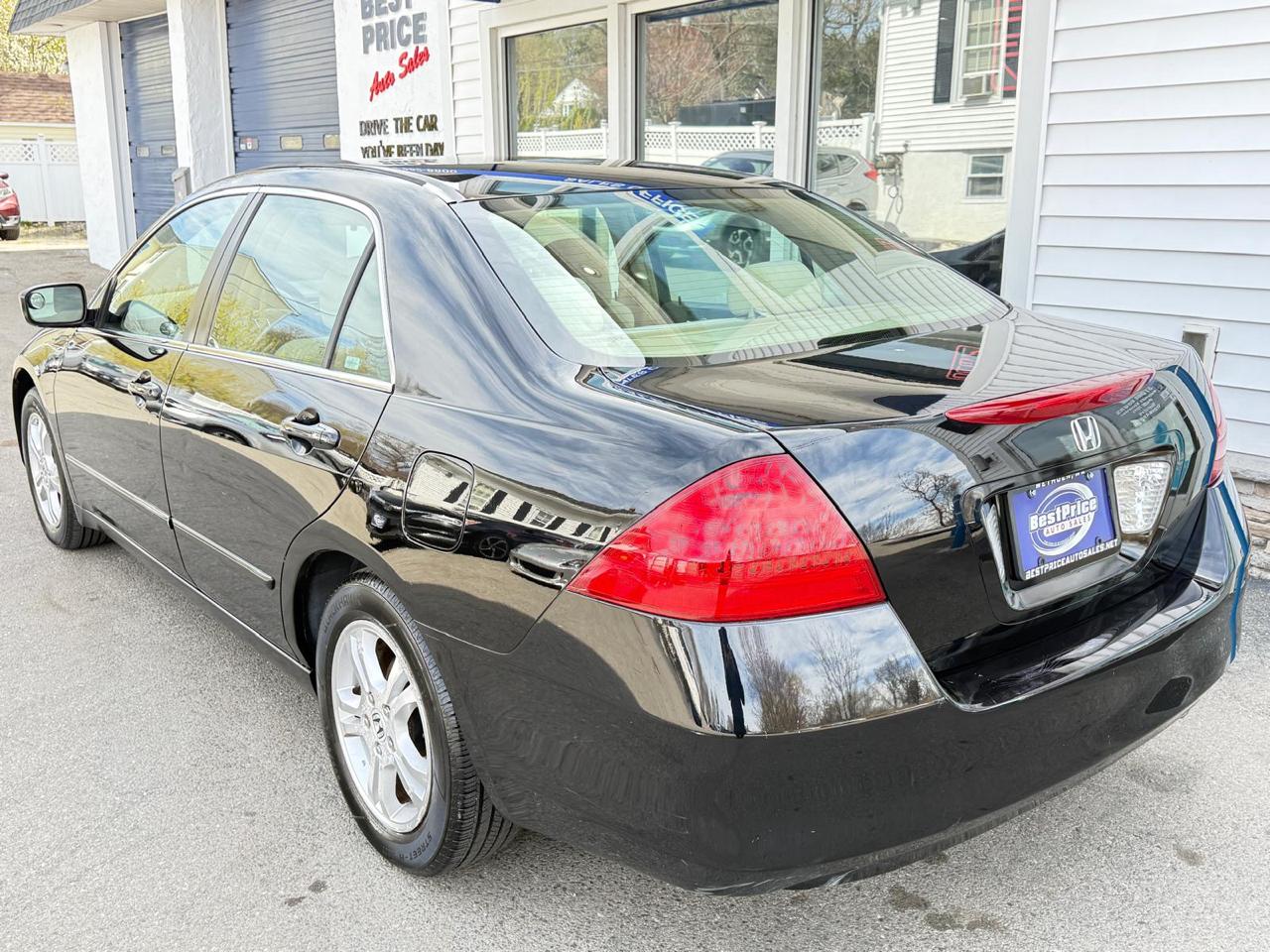 Honda Accord Sdn EX-L AT with NAVI 2006