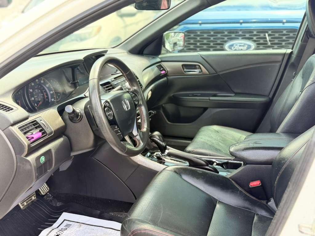 Honda Accord Sedan Sport SE CVT 2017