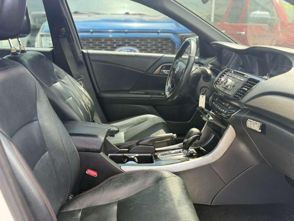 Honda Accord Sedan Sport SE CVT 2017