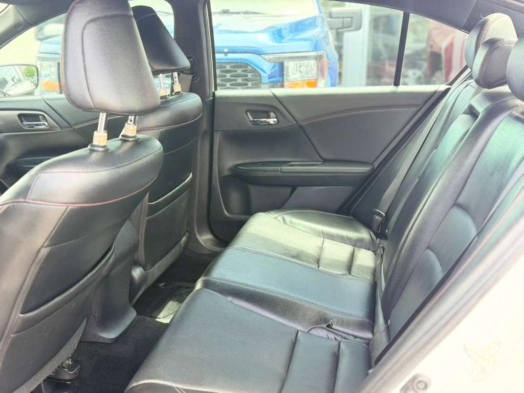 Honda Accord Sedan Sport SE CVT 2017