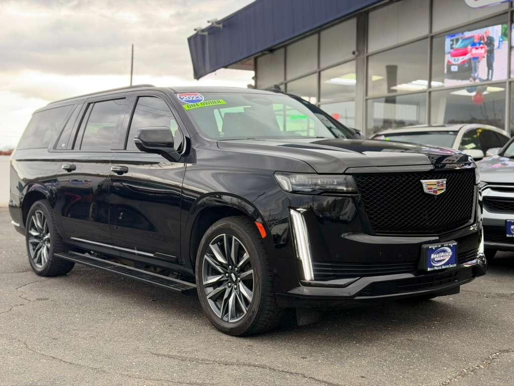 Cadillac Escalade ESV 4WD 4dr Sport Platinum 2023