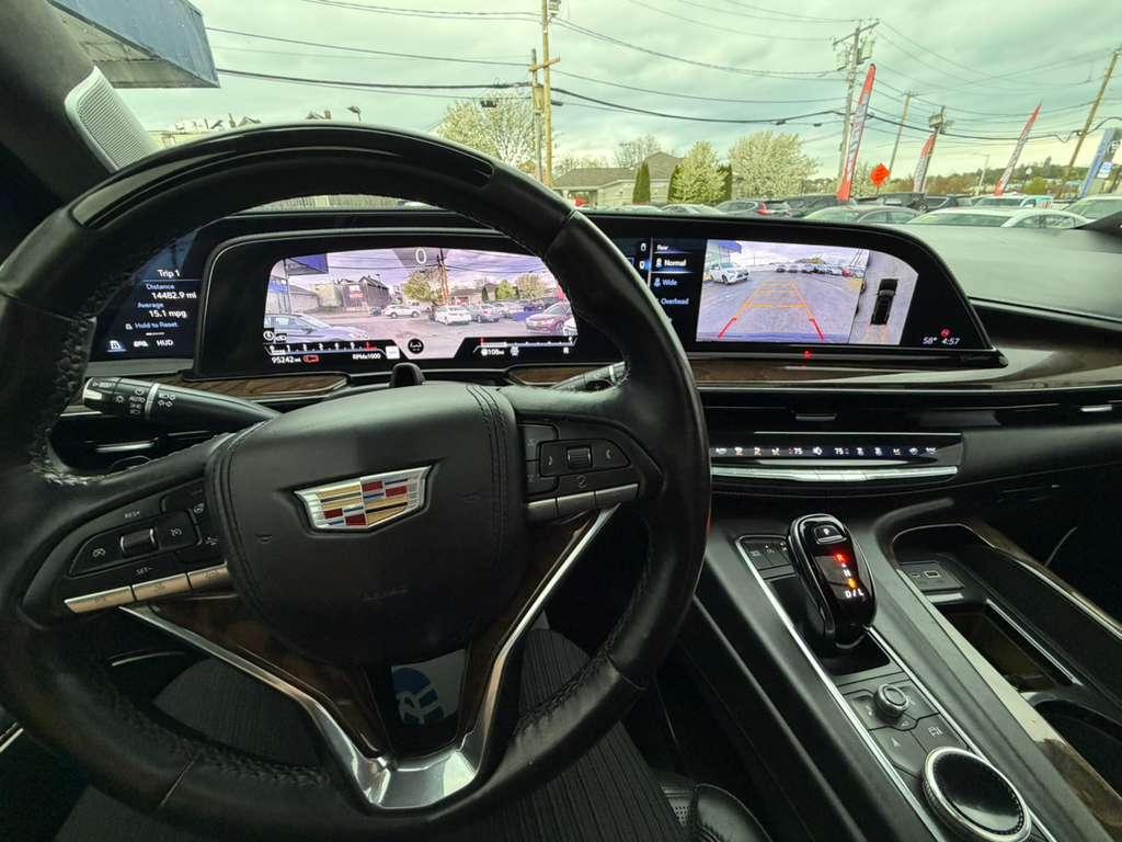 Cadillac Escalade ESV 4WD 4dr Sport Platinum 2023