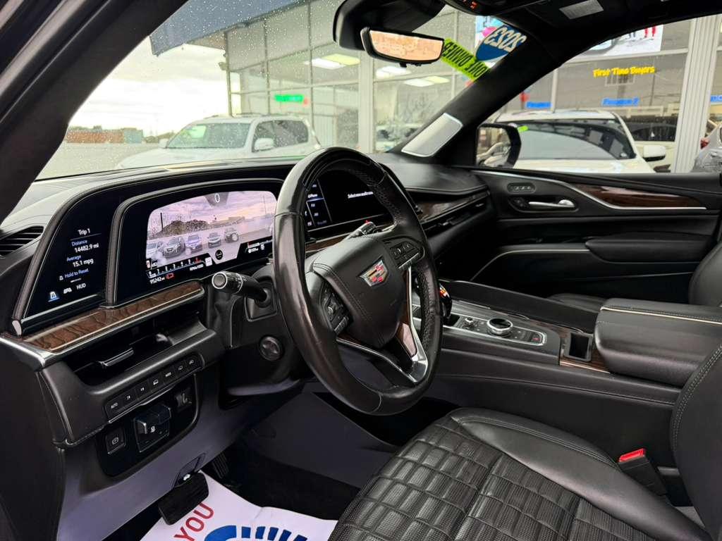 Cadillac Escalade ESV 4WD 4dr Sport Platinum 2023