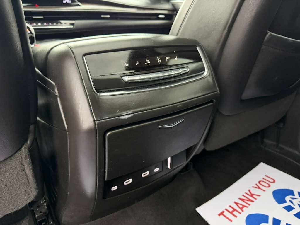 Cadillac Escalade ESV 4WD 4dr Sport Platinum 2023