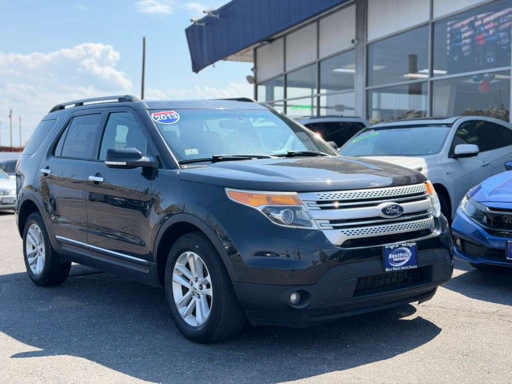 Ford Explorer 4WD 4dr XLT 2013