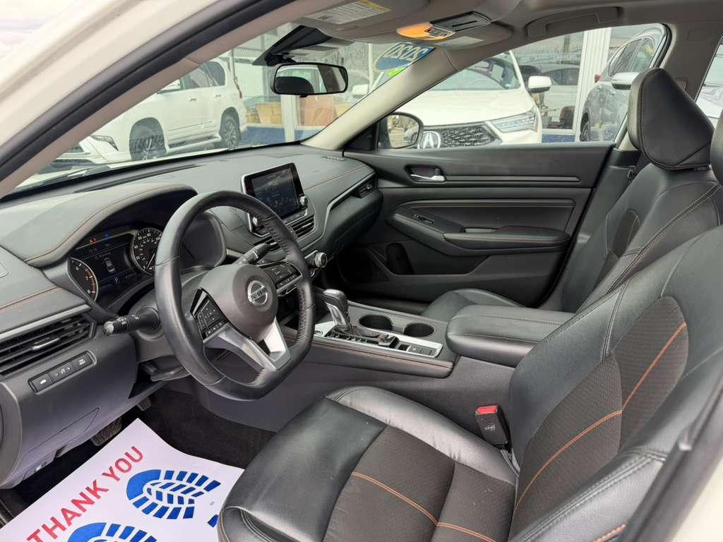 Nissan Altima 2.5 SR AWD Sedan 2020