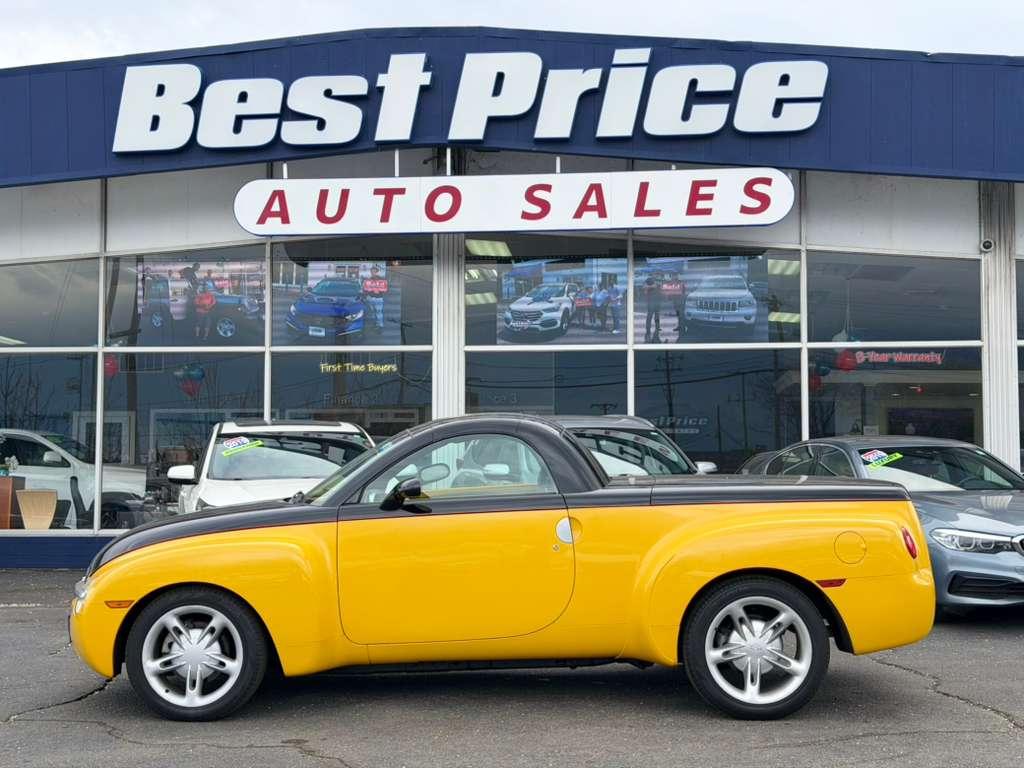 Chevrolet SSR Reg Cab 116.0" WB LS 2004