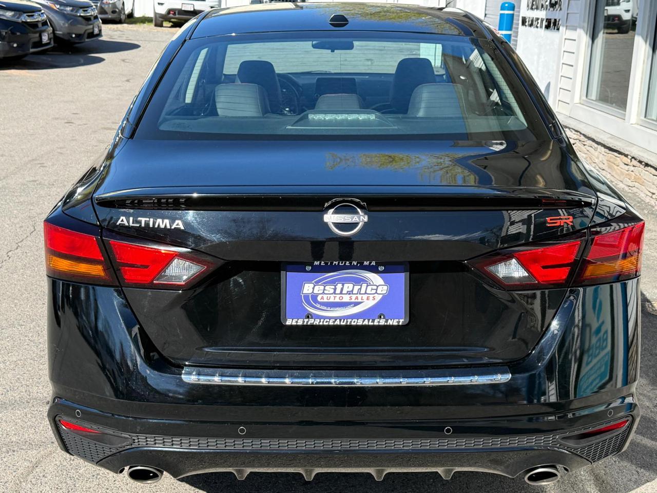 Nissan Altima 2.5 SR Sedan 2023