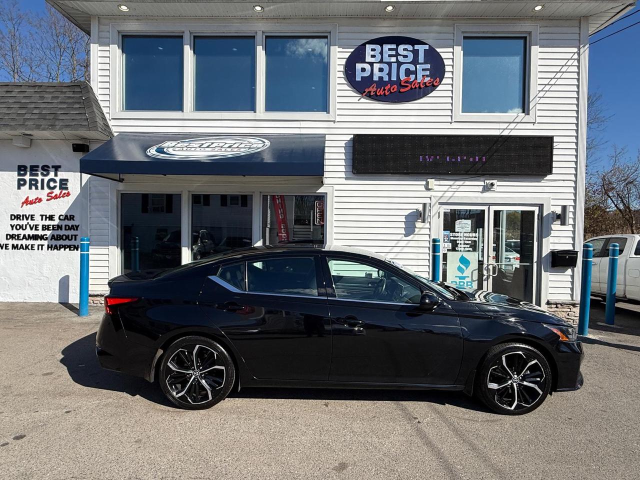 Nissan Altima 2.5 SR Sedan 2023