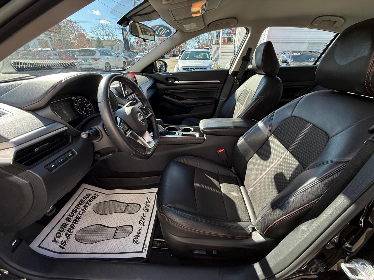 Nissan Altima 2.5 SR Sedan 2023