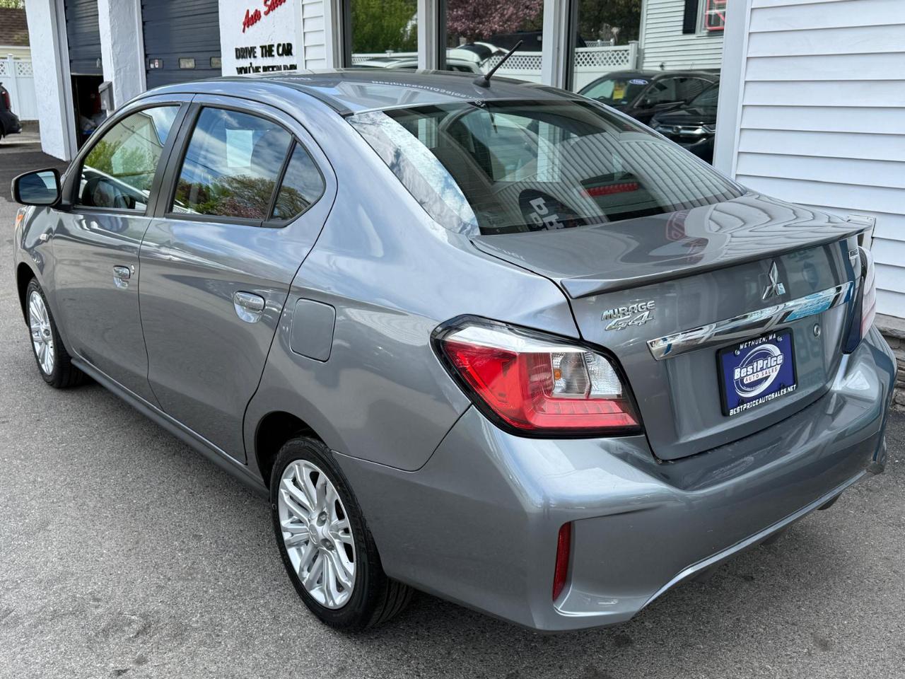 Mitsubishi Mirage G4 Black Edition CVT 2022