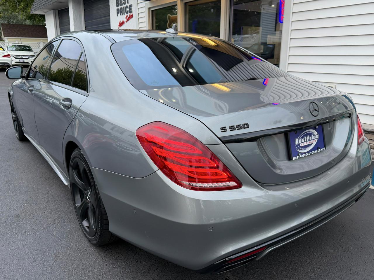 Mercedes-Benz S-Class 4dr Sdn S 550 RWD 2015