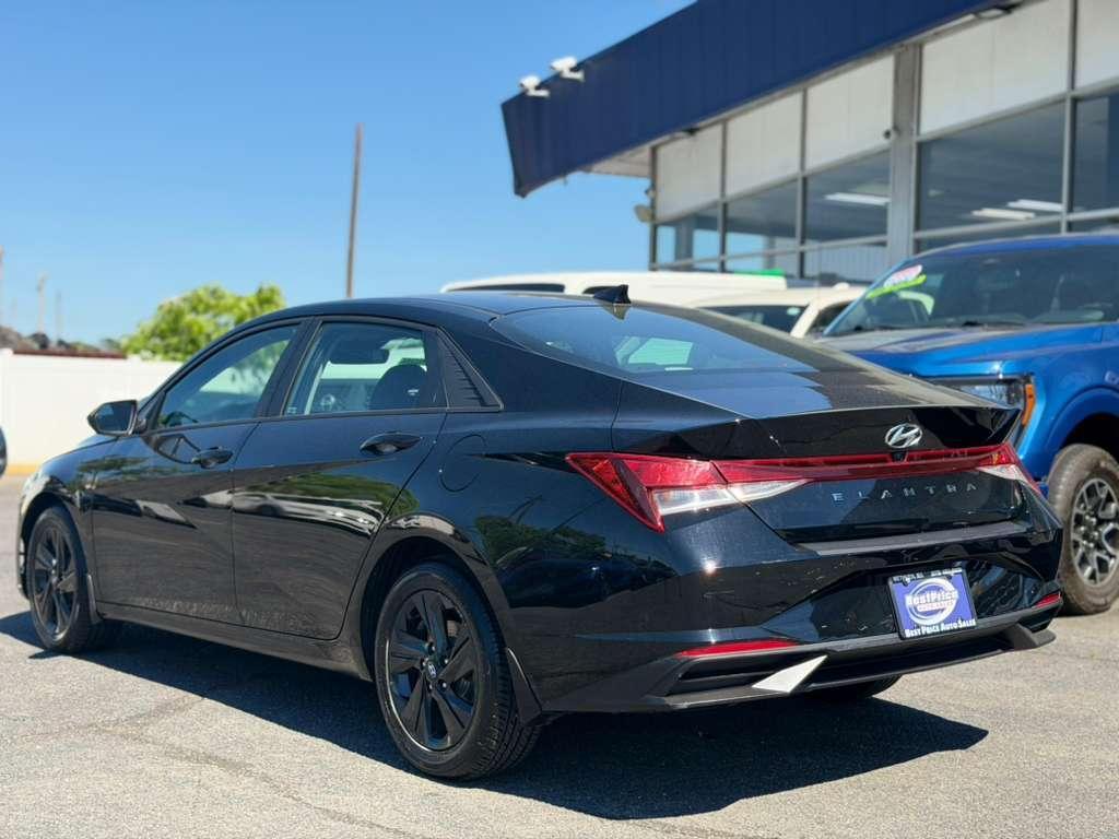Hyundai Elantra SEL IVT 2023