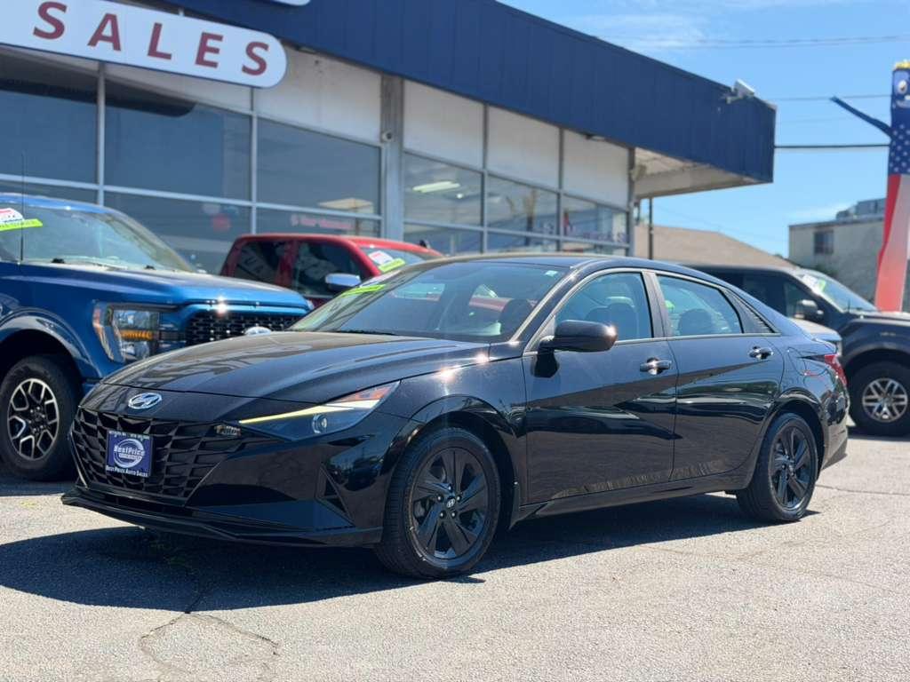 Hyundai Elantra SEL IVT 2023