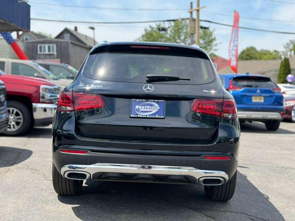 Mercedes-Benz GLC GLC 300 4MATIC SUV 2021