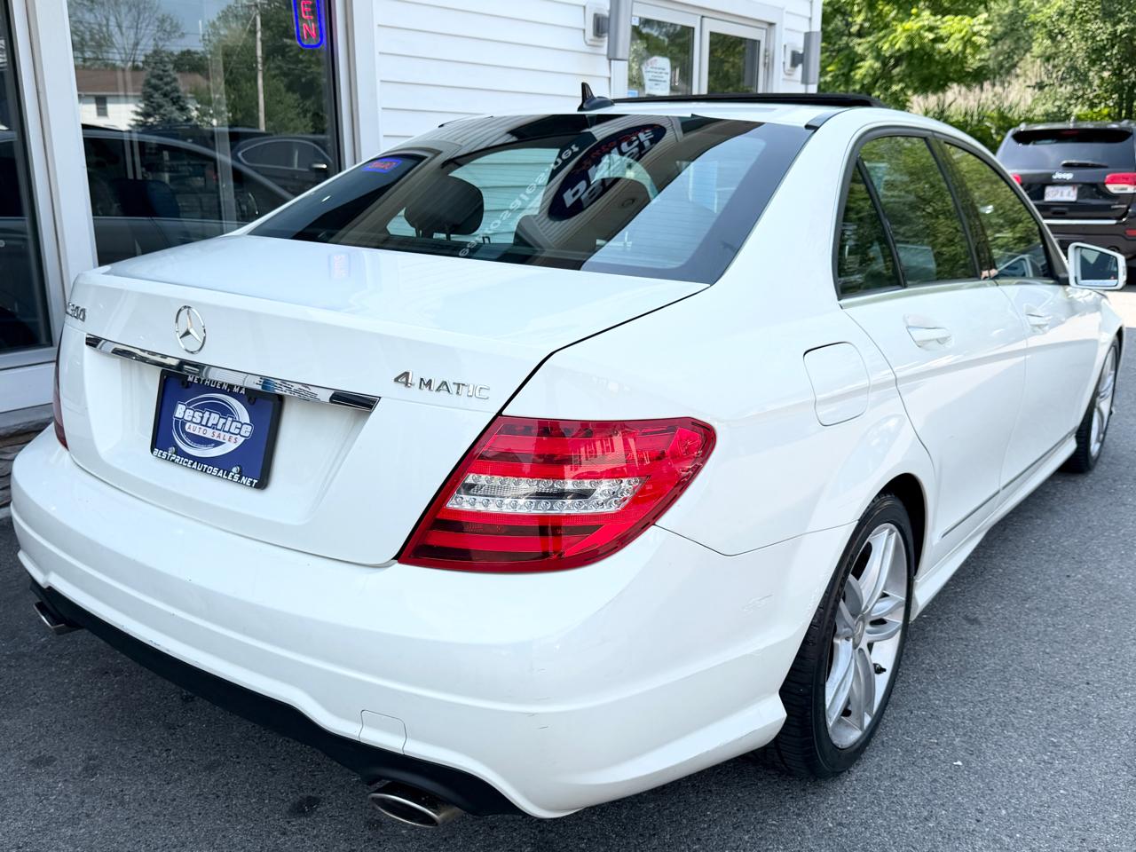 Mercedes-Benz C-Class 4dr Sdn C 300 Sport 4MATIC 2012