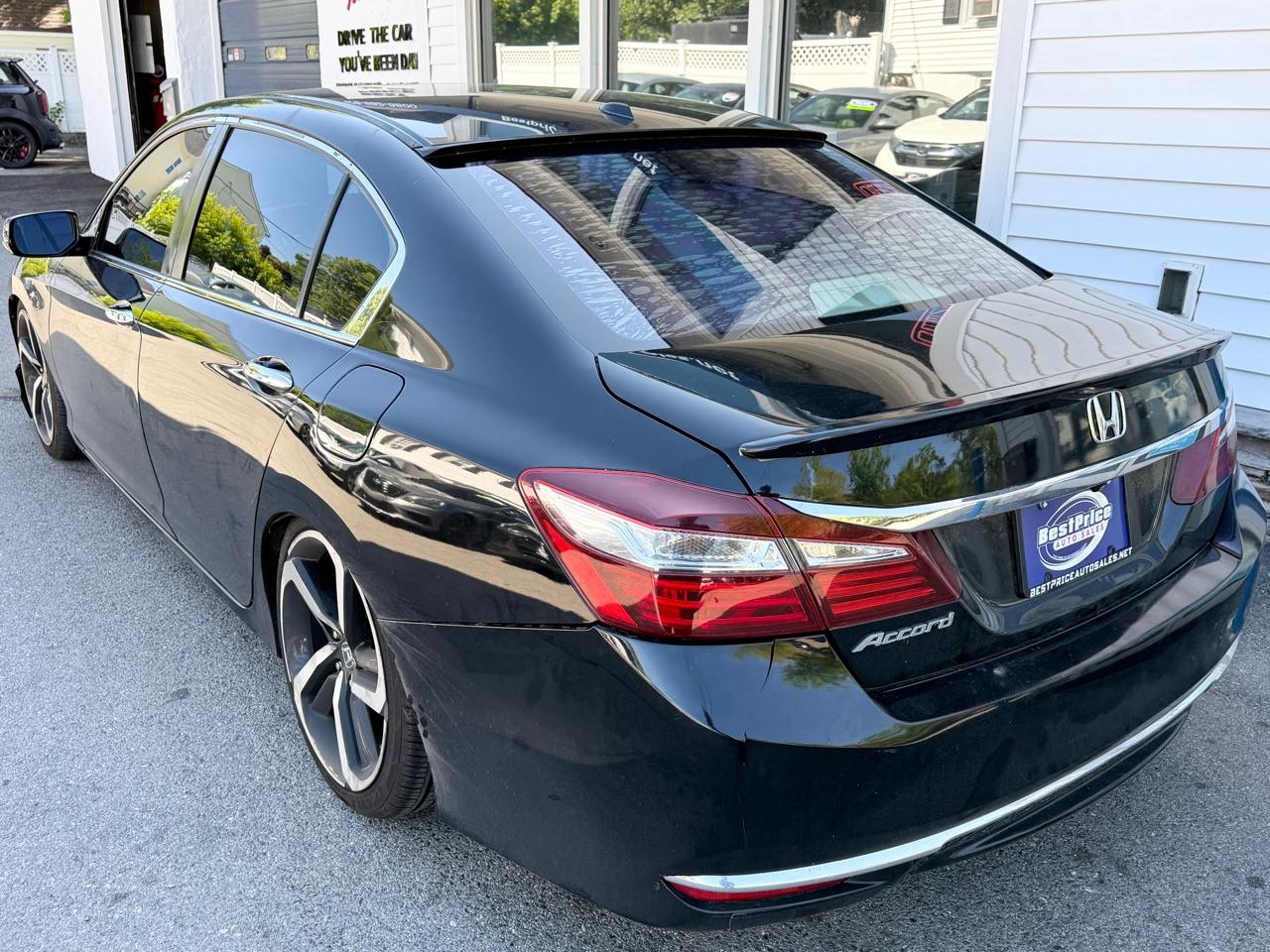 Honda Accord Sedan 4dr I4 CVT EX-L w/Navi & Honda Sensing 2016