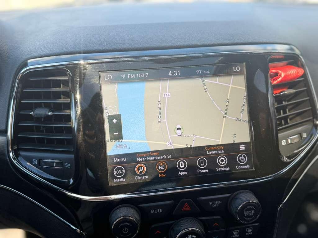 Jeep Grand Cherokee Limited 4x4 2021