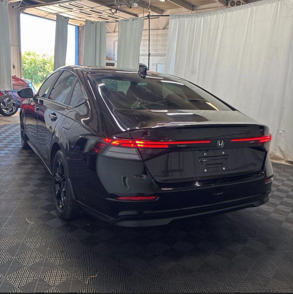 Honda Accord Sedan LX CVT 2024