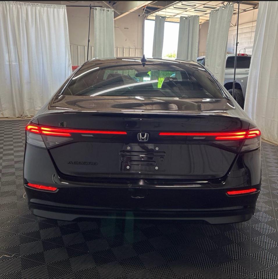 Honda Accord Sedan LX CVT 2024