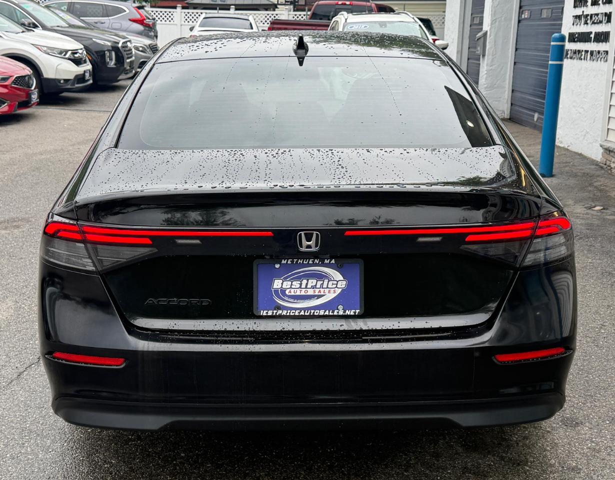 Honda Accord Sedan LX CVT 2024