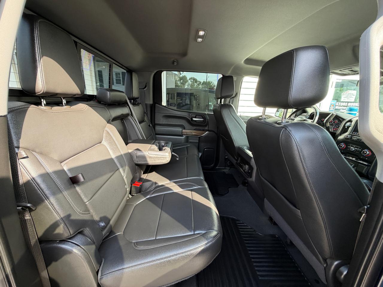 Chevrolet Silverado 1500 4WD Crew Cab 157" RST 2020