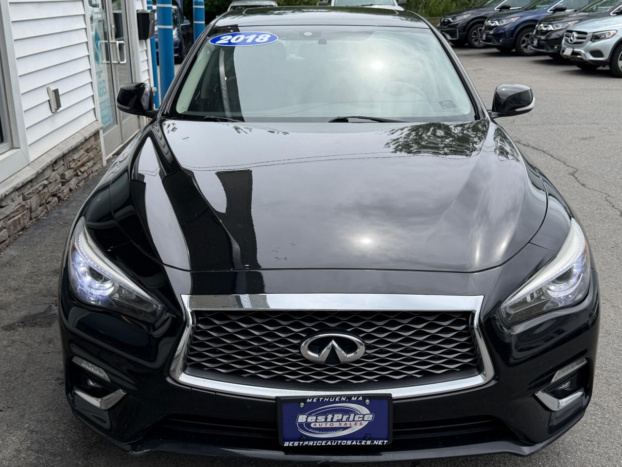 Infiniti Q50 3.0t LUXE AWD 2018