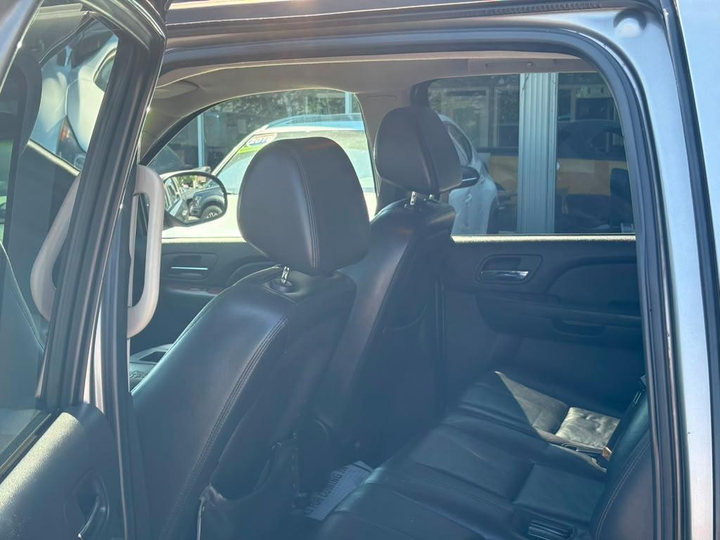 Chevrolet Suburban 4WD 4dr 1500 LT w/2LT 2008