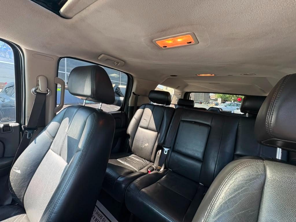 Chevrolet Suburban 4WD 4dr 1500 LT w/2LT 2008