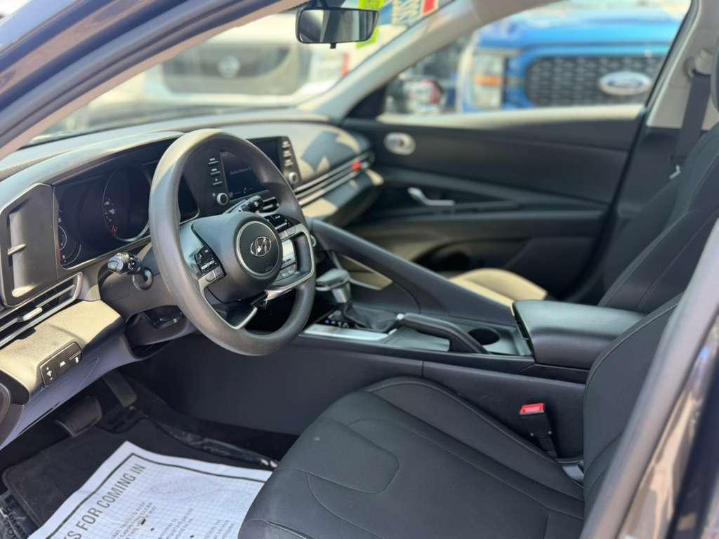 Hyundai Elantra SEL IVT 2023