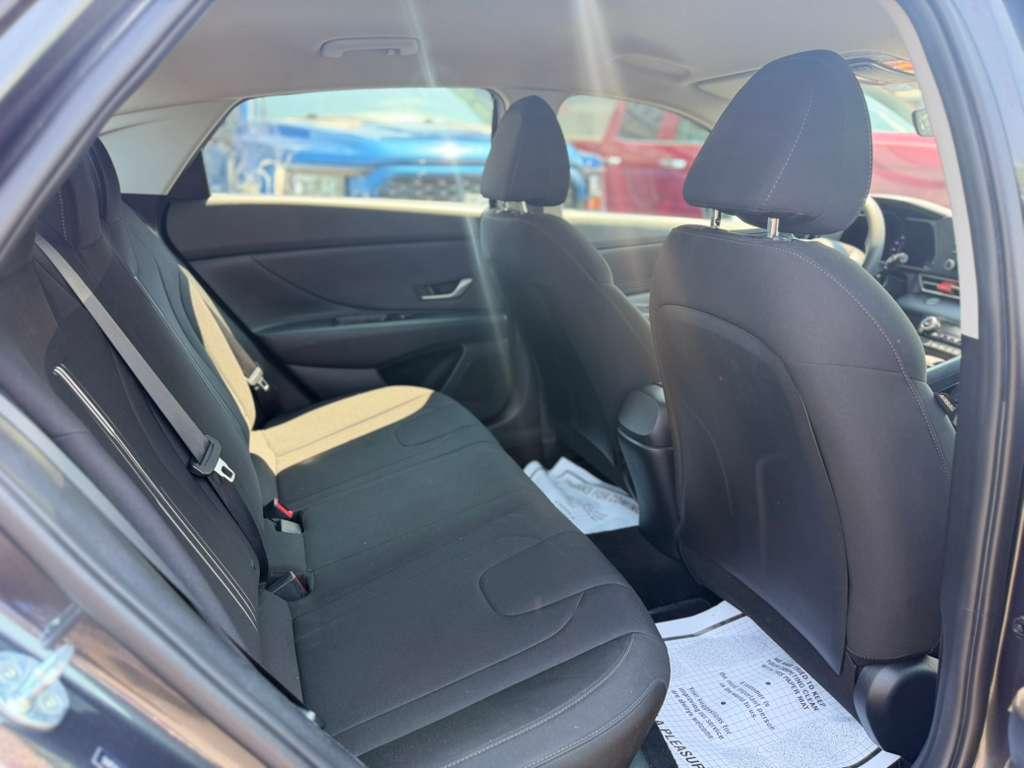 Hyundai Elantra SEL IVT 2023