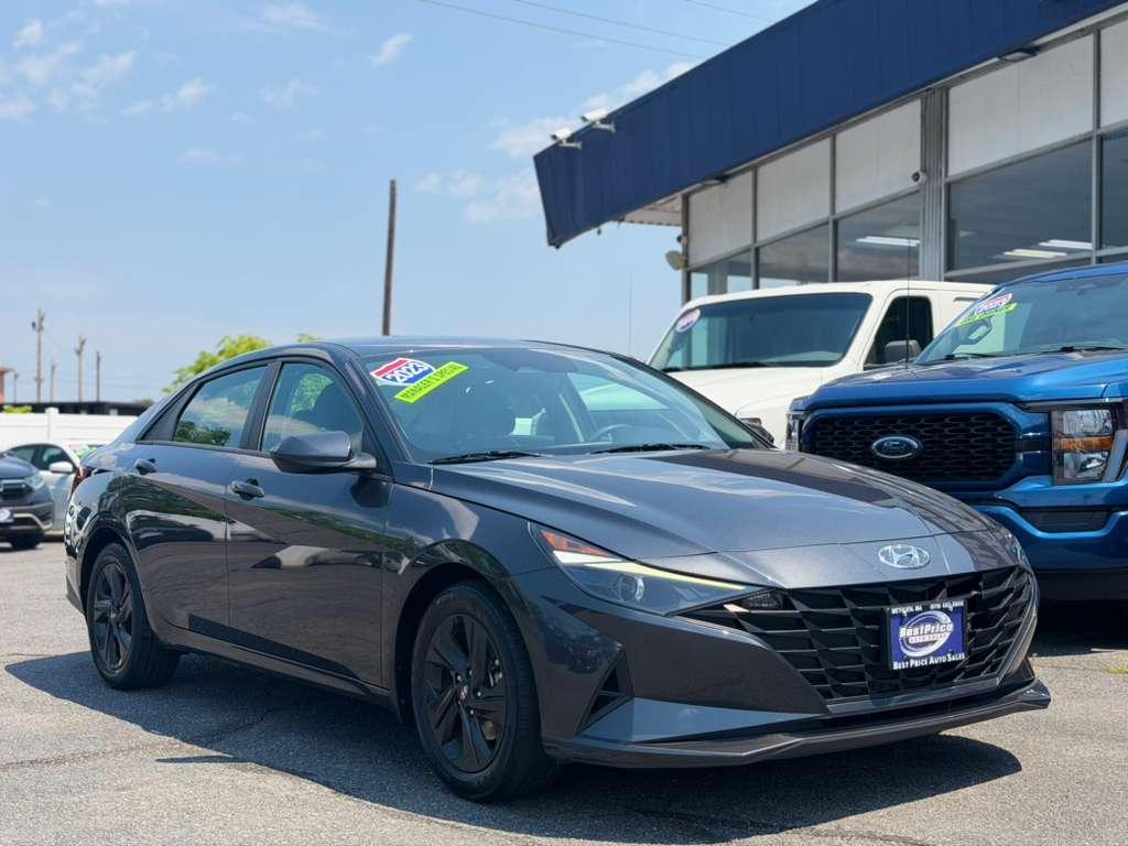 Hyundai Elantra SEL IVT 2023