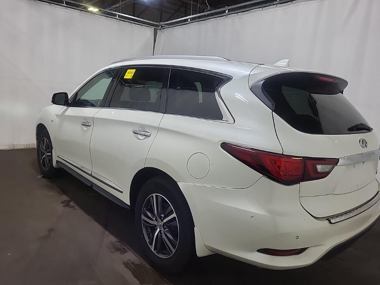 Infiniti QX60 LUXE AWD 2019