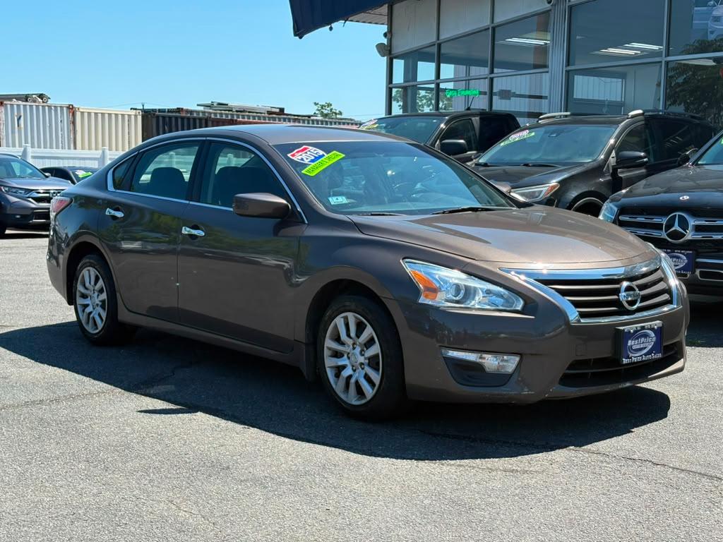 Nissan Altima 4dr Sdn I4 2.5 S 2015
