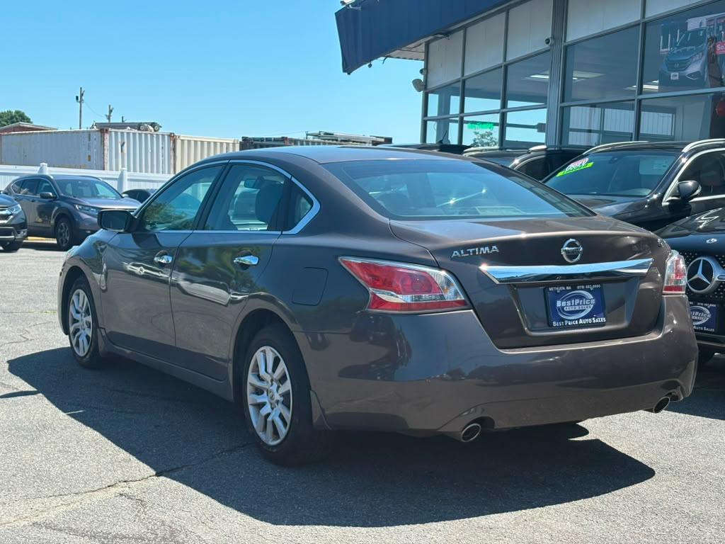 Nissan Altima 4dr Sdn I4 2.5 S 2015