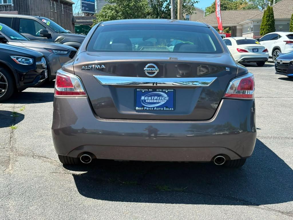 Nissan Altima 4dr Sdn I4 2.5 S 2015