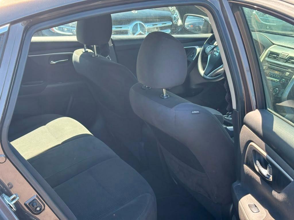 Nissan Altima 4dr Sdn I4 2.5 S 2015