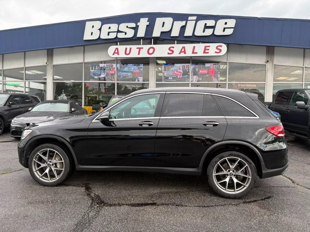 Mercedes-Benz GLC GLC 300 4MATIC SUV 2022