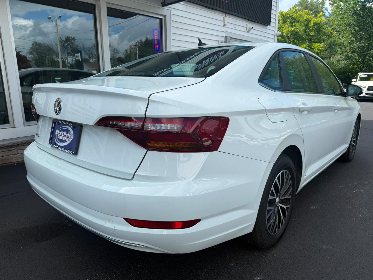 Volkswagen Jetta R-Line Auto w/ULEV 2019