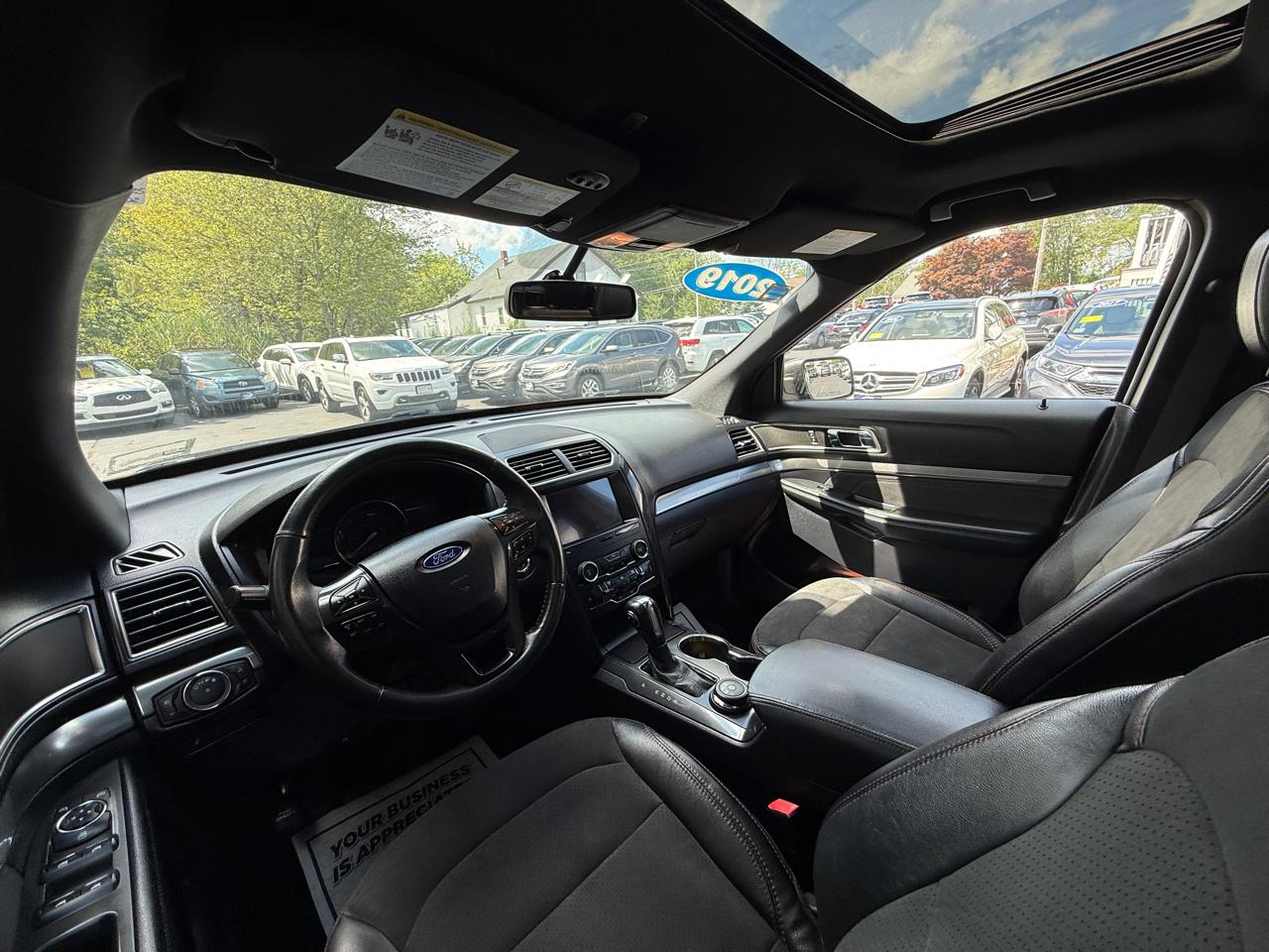 Ford Explorer XLT 4WD 2019