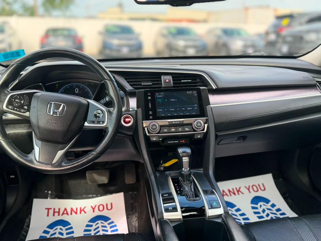 Honda Civic Sedan 4dr CVT Touring 2016