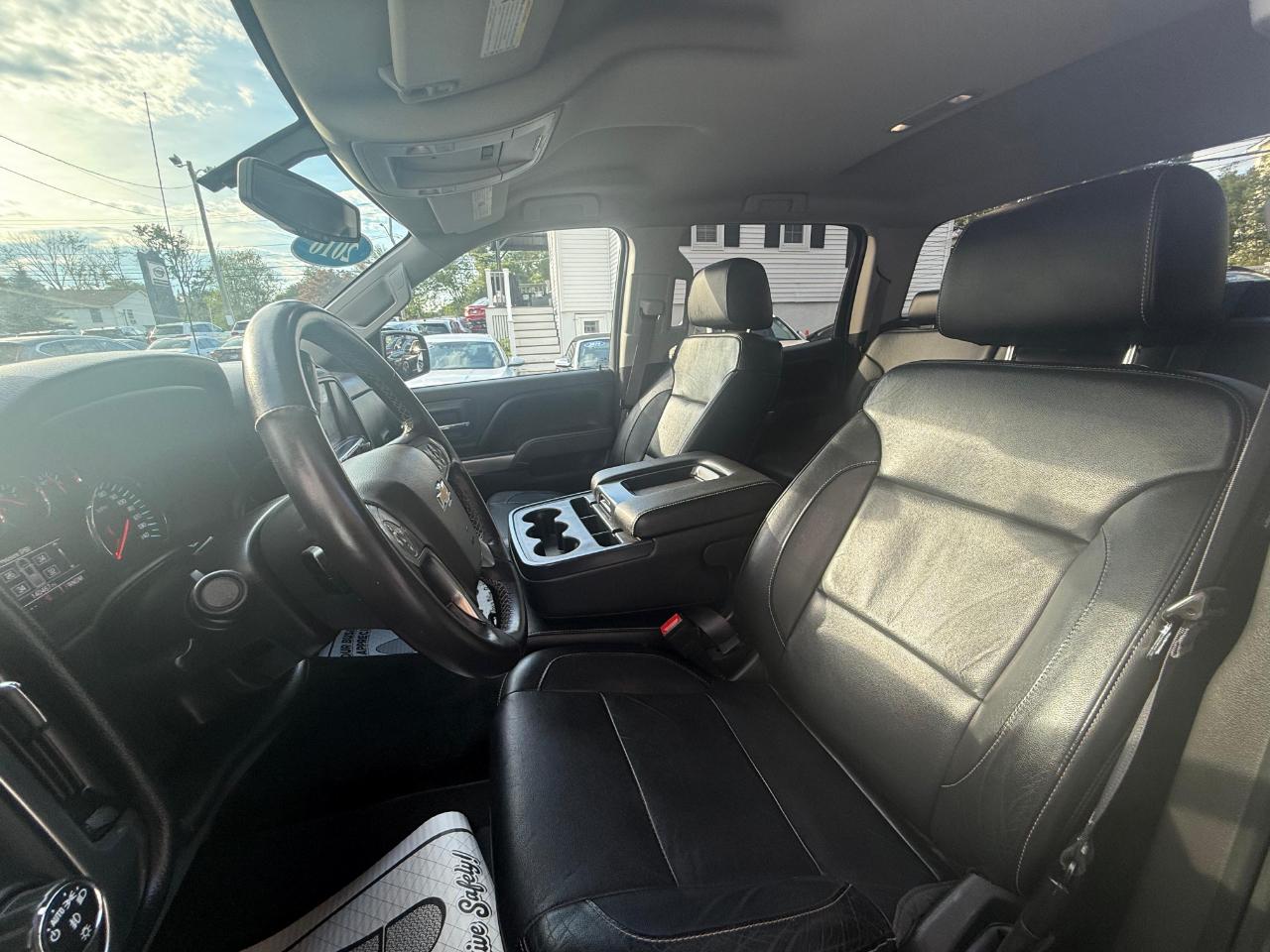 Chevrolet Silverado 1500 4WD Crew Cab 143.5" LT w/1LT 2016