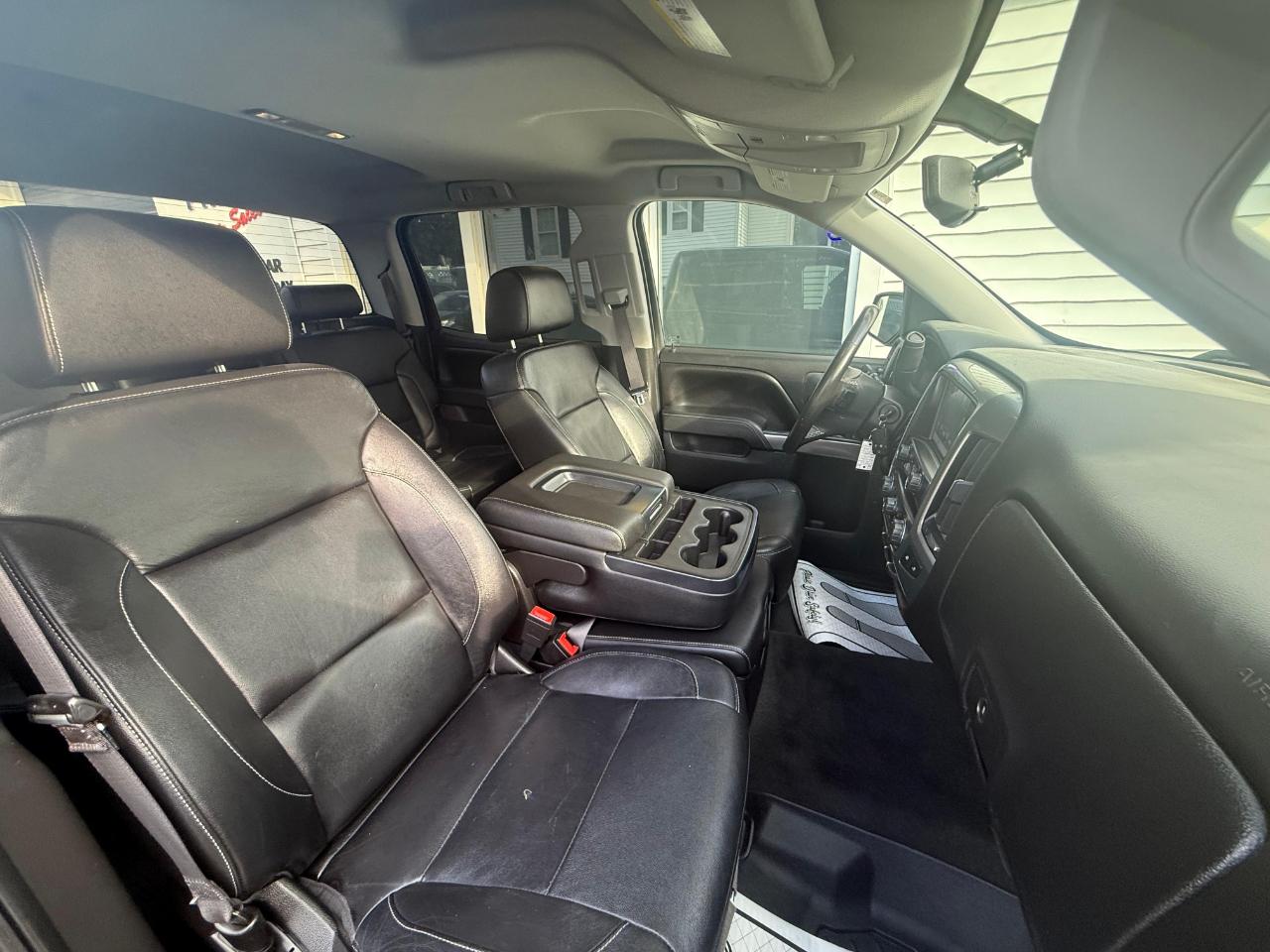 Chevrolet Silverado 1500 4WD Crew Cab 143.5" LT w/1LT 2016