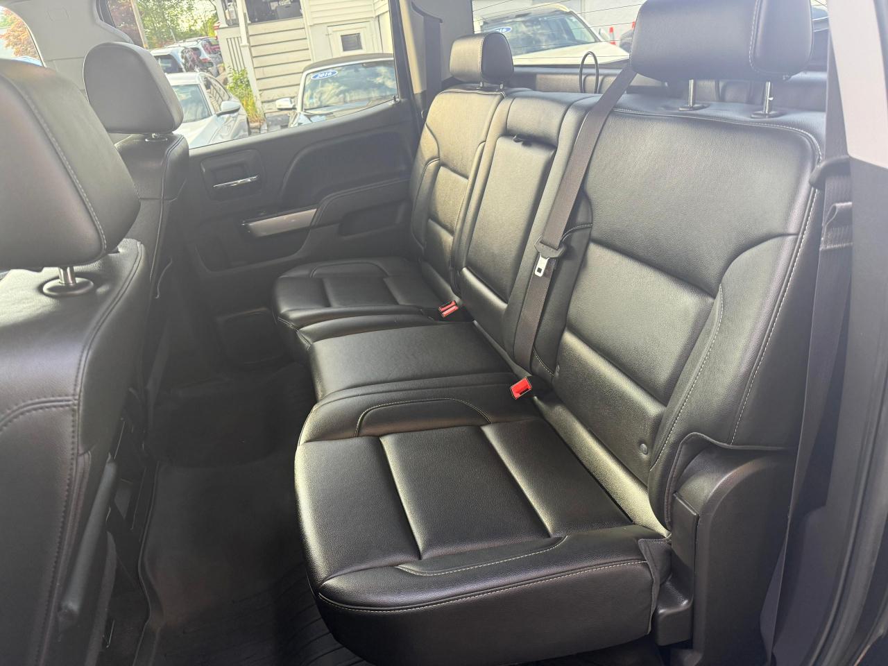 Chevrolet Silverado 1500 4WD Crew Cab 143.5" LT w/1LT 2016