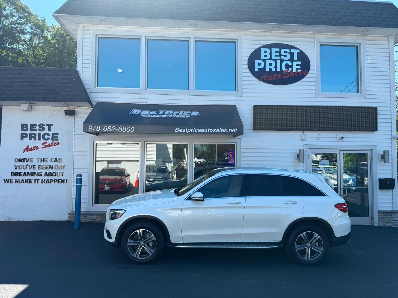 Mercedes-Benz GLC 4MATIC 4dr GLC 300 2016