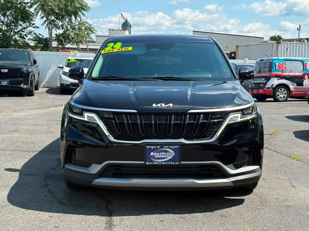 Kia Carnival LX FWD w/Seat Pkg 2024