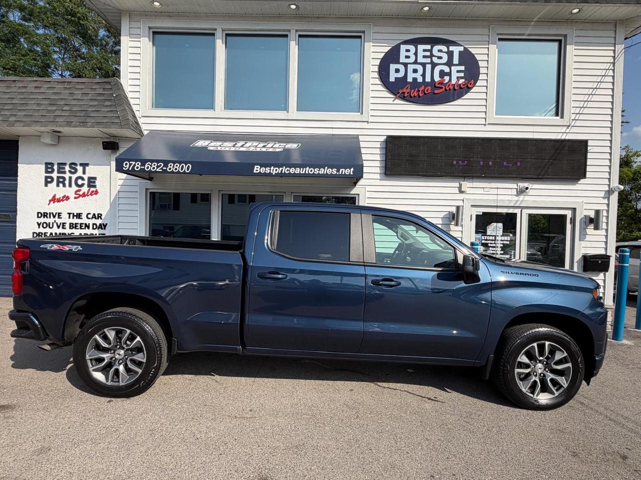 Chevrolet Silverado 1500 4WD Crew Cab 157" RST 2020